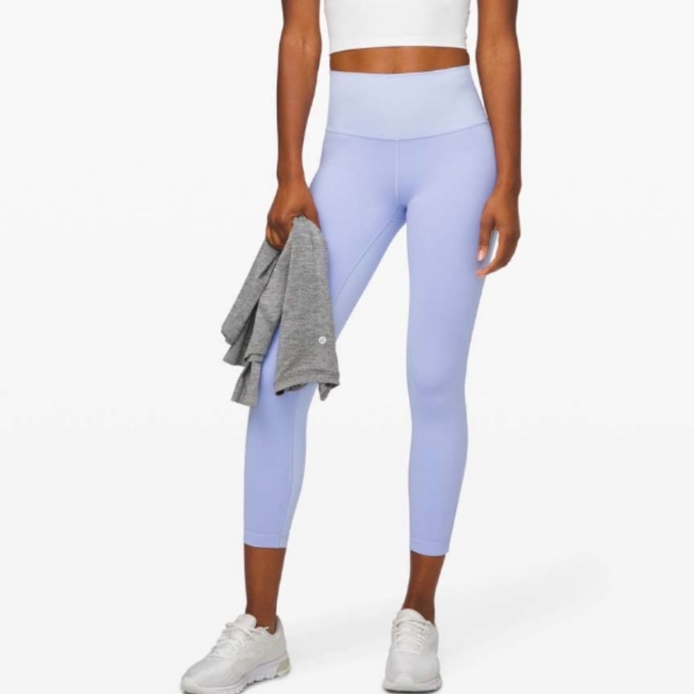 Wunder Under lululemon leggings 28 length